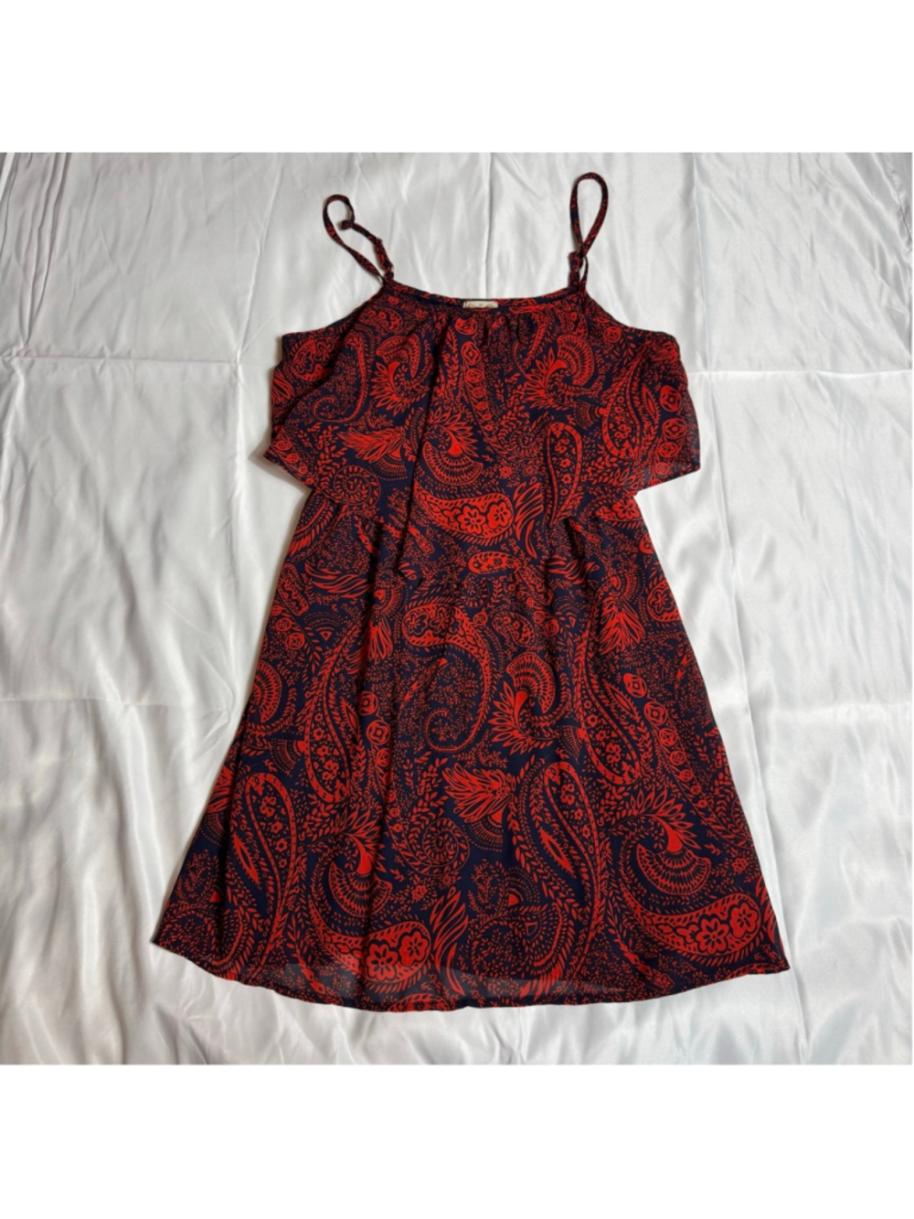 Women's Eyelash Couture Red Navy Paisley Cold Shoulder Dress M